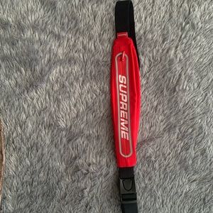 Supreme fanny pack
